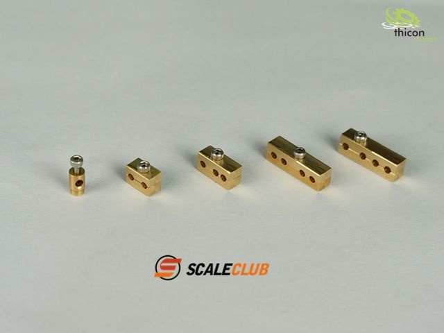 Holder 4-way for Bowden cables of differential locks
